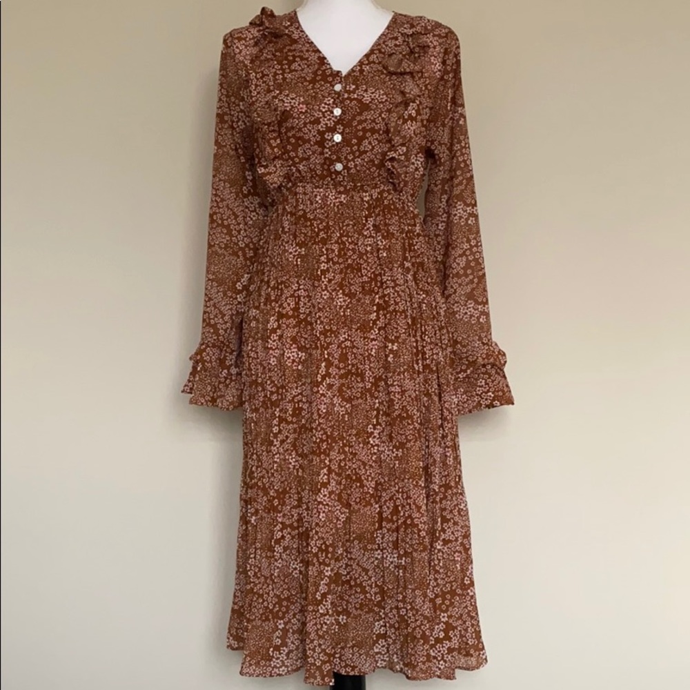 Floral printed Pleaded dress